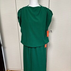 Elegant Green Women's Pantsuit